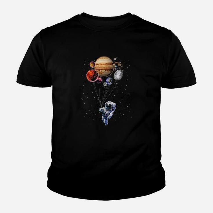 Cat As Astronaut In Space Holding Planet Balloon Kid T-Shirt