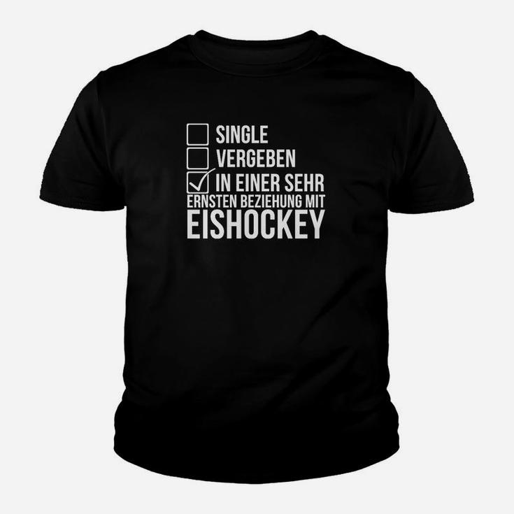 In Einer Beziehung Mit Eishockey Kinder T-Shirt