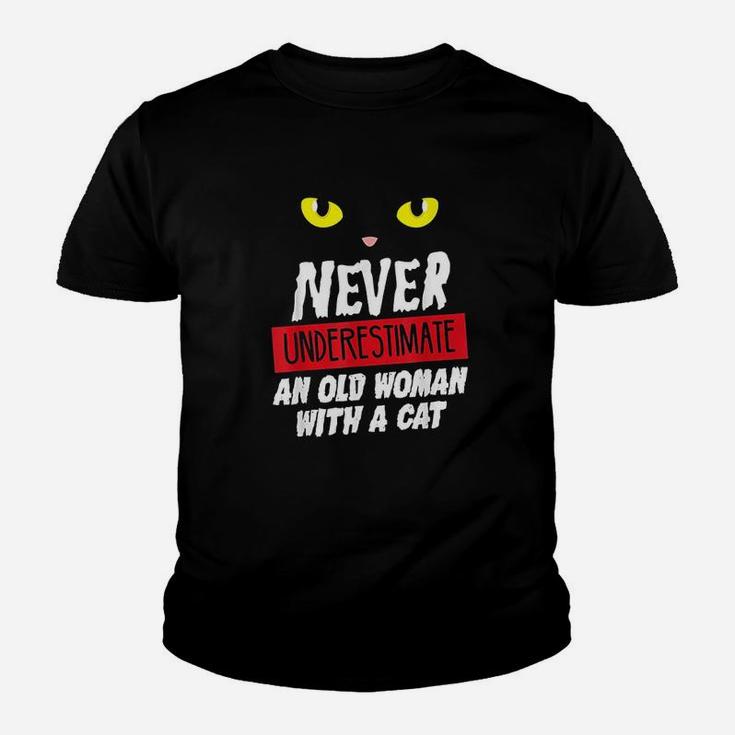 Funny Never Underestimate An Old Woman With A Cat Kid T-Shirt
