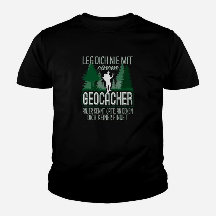 Geocacher Kinder Tshirt: Kennt Orte, Einzigartiger Spruch für Abenteurer