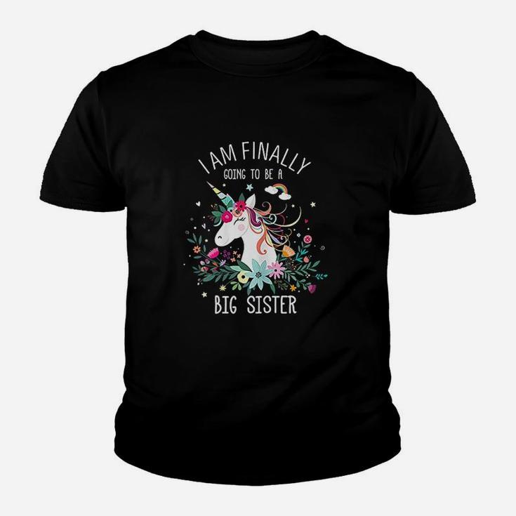 I Am Finally Going To Be A Big Sister Unicorn Gift For Girls Kid T-Shirt