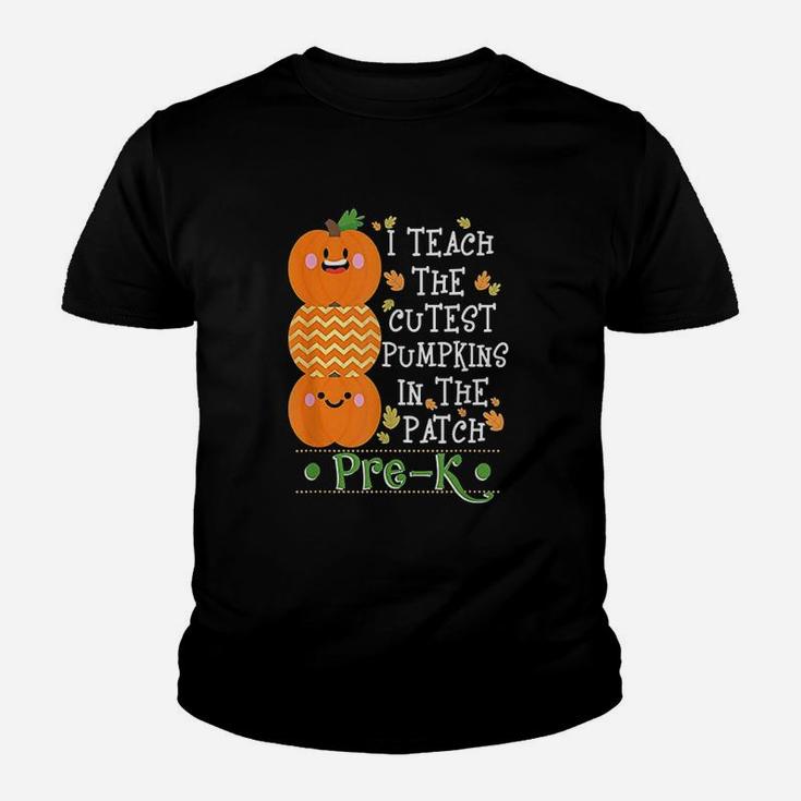 I Teach The Cutest Pumpkins In Patch Halloween Teacher Kid T-Shirt