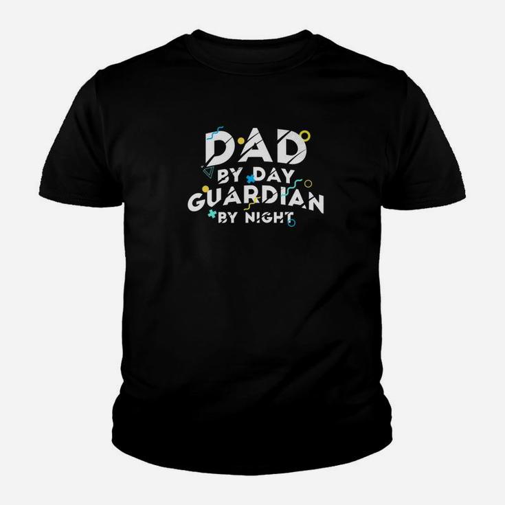 Mens Nerdy Funny Fathers Day Shirt Gamer Dad Video Gaming Kid T-Shirt