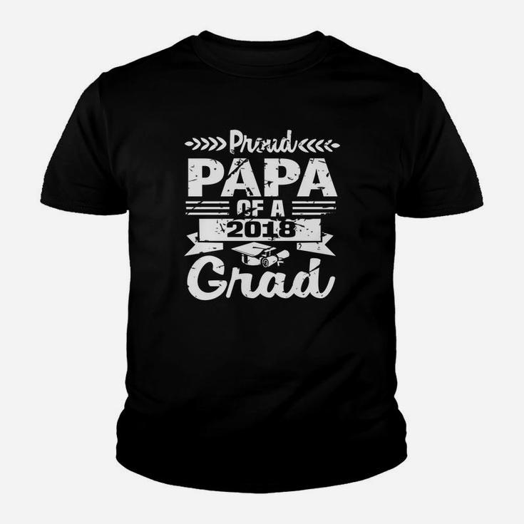 Mens Proud Papa Of A 2018 Grad Graduation Day Gift Kid T-Shirt