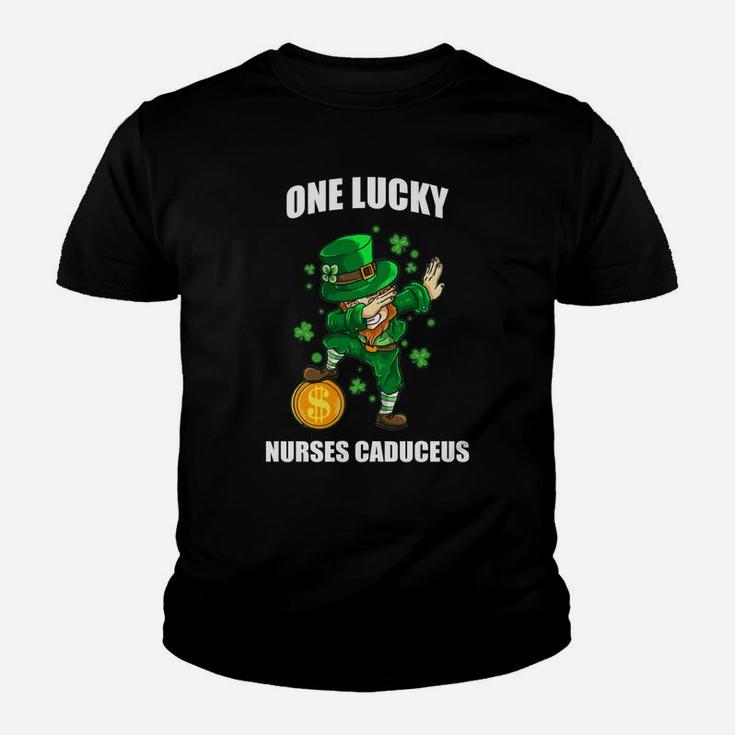 One Lucky Nurses Caduceus St Patrick Day Dabbing Leprechaun Matching Gift Job Title Kid T-Shirt