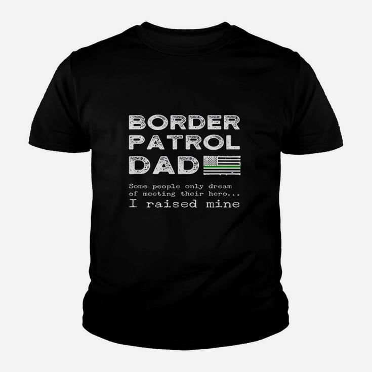 Proud Border Patrol Dad Father Thin Green Line American Flag Kid T-Shirt