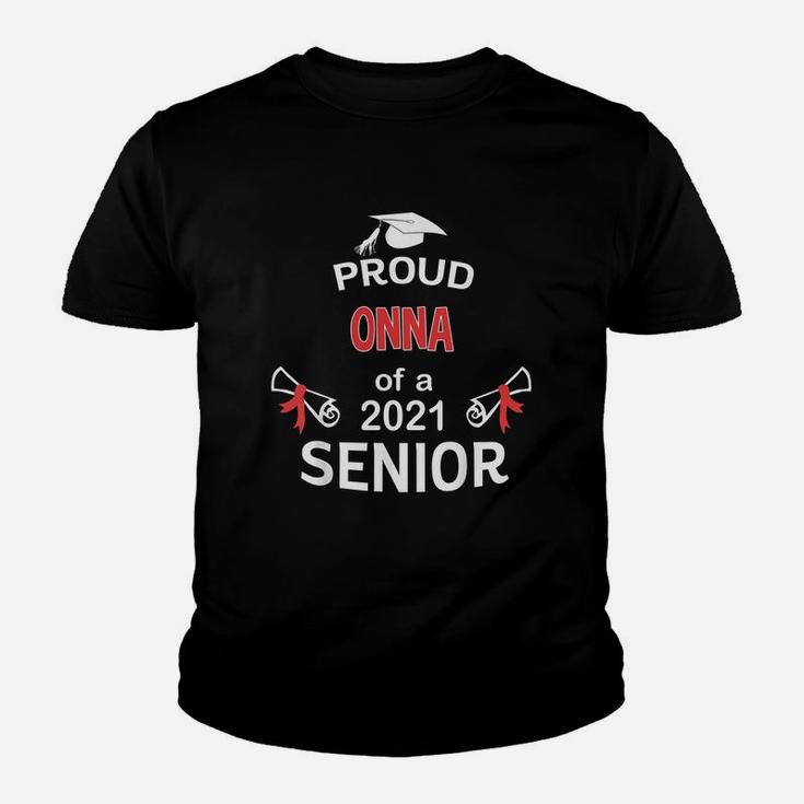 Proud Onna Of A 2021 Senior Graduation 2021 Awesome Family Proud Gift Kid T-Shirt