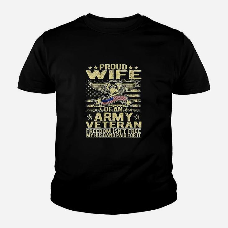Proud Wife Of An Army Veteran Us Flag Military Spouse Gifts Kid T-Shirt