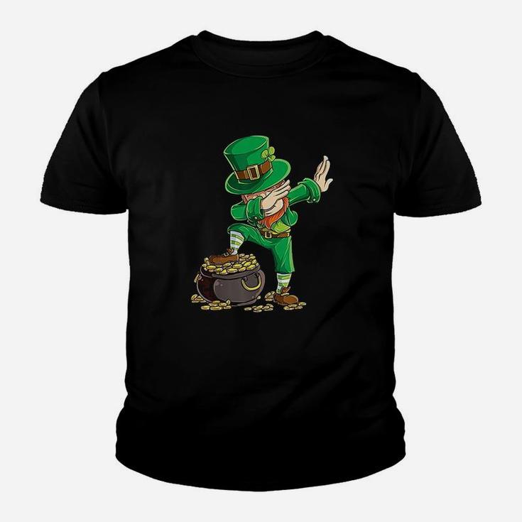 St Patricks Day Dabbing Leprechaun Boys Kids Men Gifts Dab Kid T-Shirt