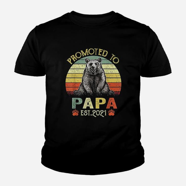 Vintage Bear Promoted To Papa Est 2021 Fathers Day Kid T-Shirt
