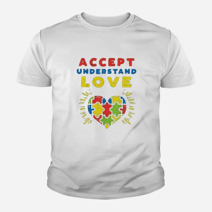 Accept Understand Love Puzzle Heart Awareness Mom Dad Kid T-Shirt