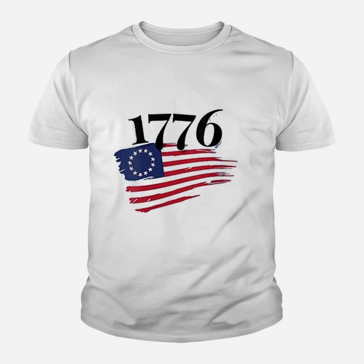 Tattered Betsy Ross Flag 1776 Proud American Veteran Protest Kid T-Shirt