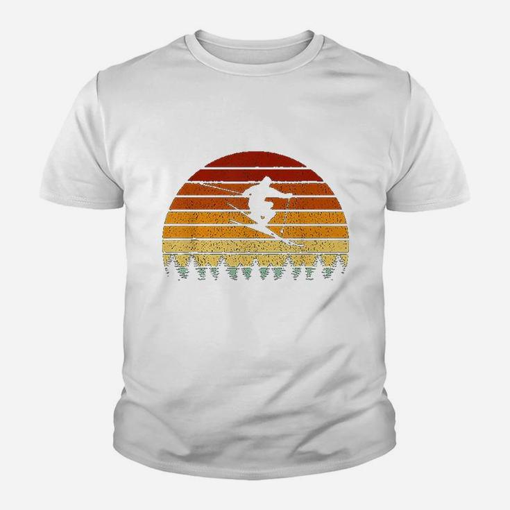 Vintage Sunset Skiing Gift For Skiers Kid T-Shirt