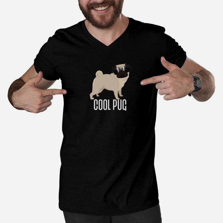 Cool Pug Funny Dad Mom Dog Gift Great Gifts For Mom Men V-Neck Tshirt