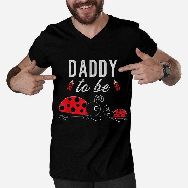 Daddy To Be Ladybug Baby Shower Ladybug Dad Men V-Neck Tshirt