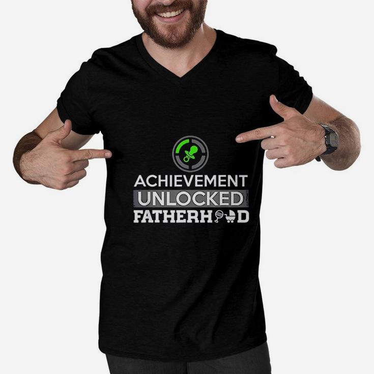 First Time Dad Dad To Be First Fathers Day Gift Men V-Neck Tshirt
