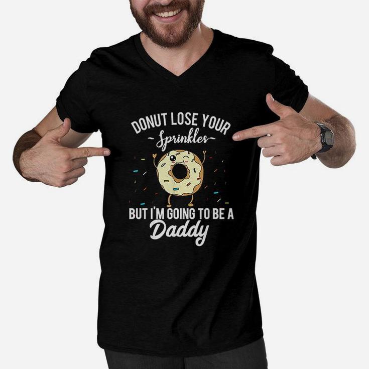 Im Going To Be A Daddy Funny Quote Announcement Men V-Neck Tshirt