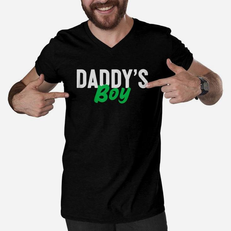 Kids Daddys Boy Green Text Kids Fathers Day Men V-Neck Tshirt