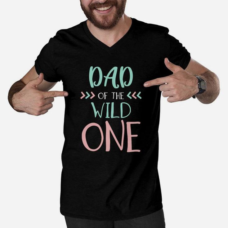 Mens Funny Shirt Cute Dad Of The Wild One Thing 1st Birth Men V-Neck Tshirt