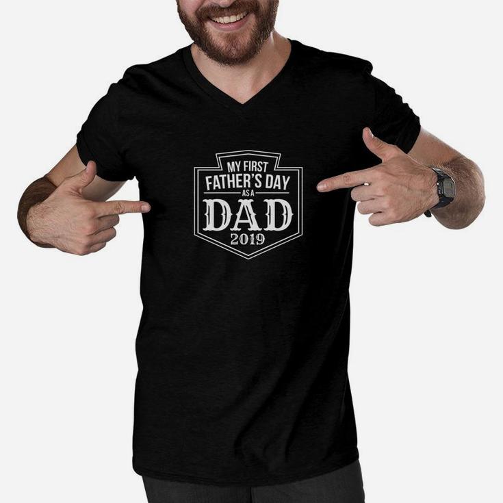 My First Fathers Day As A Dad 2019 New Papa Daddy Gift Premium Men V-Neck Tshirt