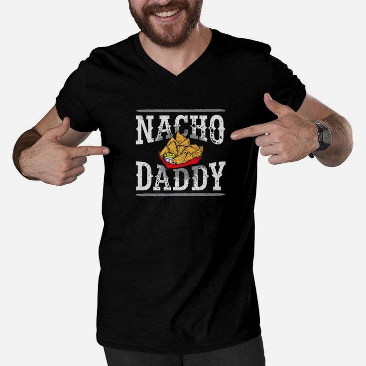 Nacho Daddy Bad Dad Jokes And Puns Men V-Neck Tshirt