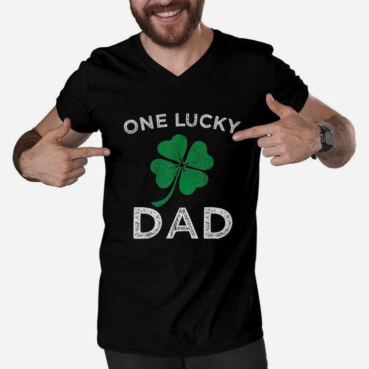 One Lucky Dad St Patricks Day Retro Father Gift Men V-Neck Tshirt