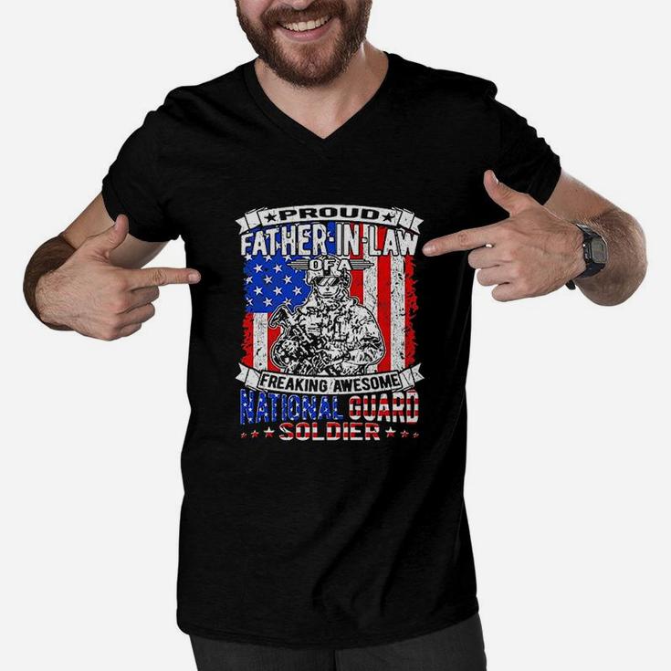 Proud Father Of National Guard Soldier Army Dad Men V-Neck Tshirt