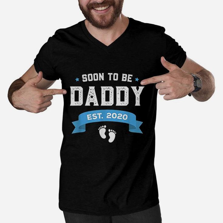 Soon To Be Daddy Est 2020 First Daddy New Dad Gift Men V-Neck Tshirt