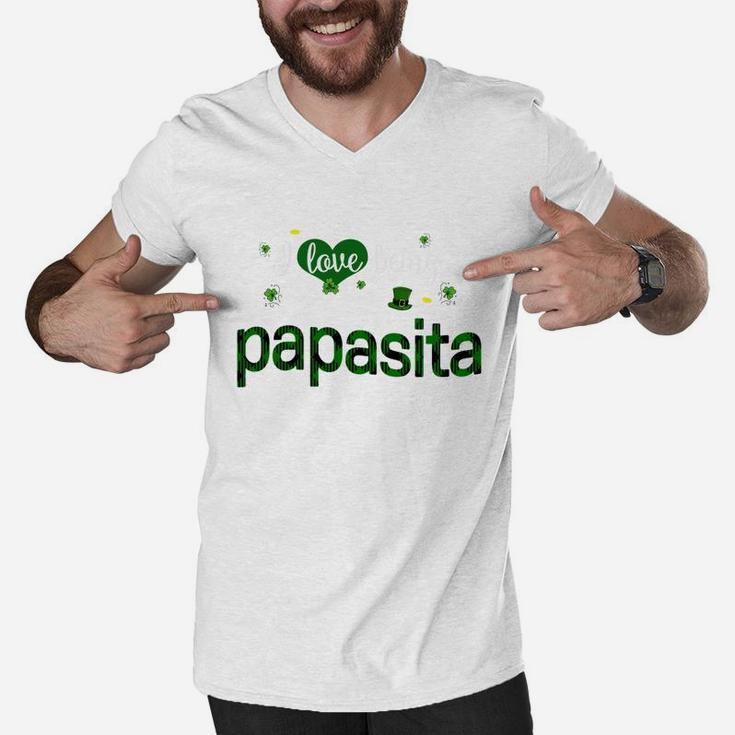 St Patricks Day Cute Shamrock I Love Being Papasita Heart Family Gifts Men V-Neck Tshirt