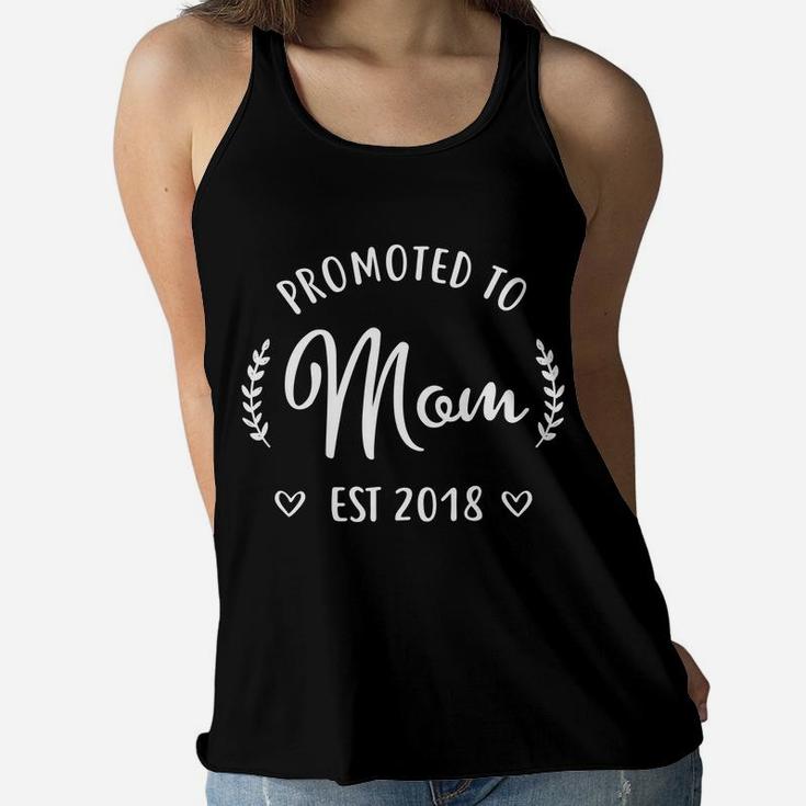 Promoted To Mom Est 2022 New Mom To Be Mothers Day Ladies Flowy Tank