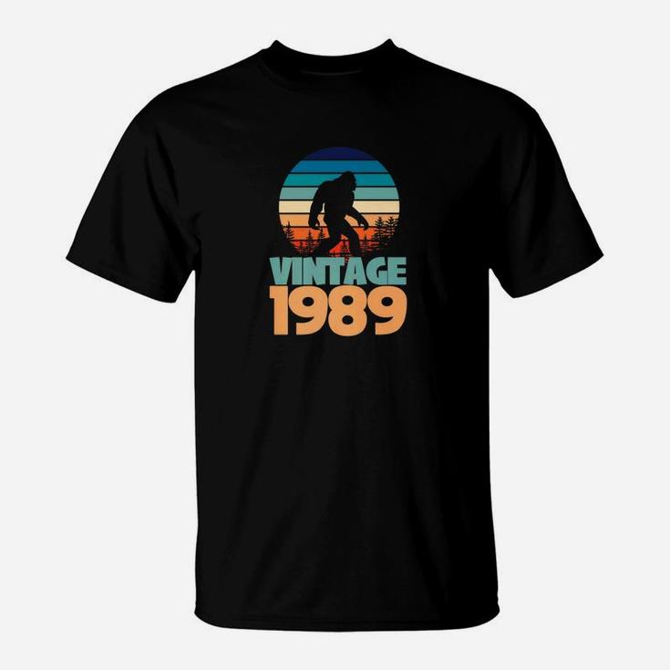 30th Birthday Vintage 1989 Bigfoot Gift Yeti T-Shirt