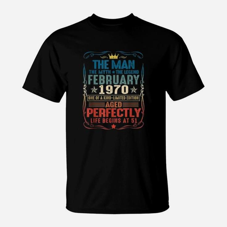 52nd Years Old Gift Vintage February 1970 Vintage 1970 T-Shirt