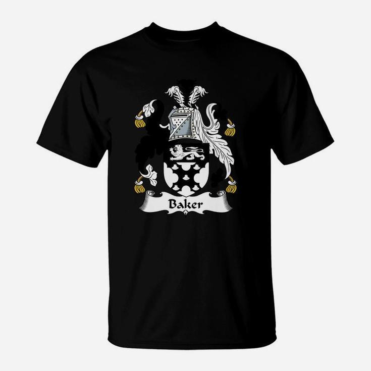 Baker Family Crest / Coat Of Arms British Family Crests T-Shirt