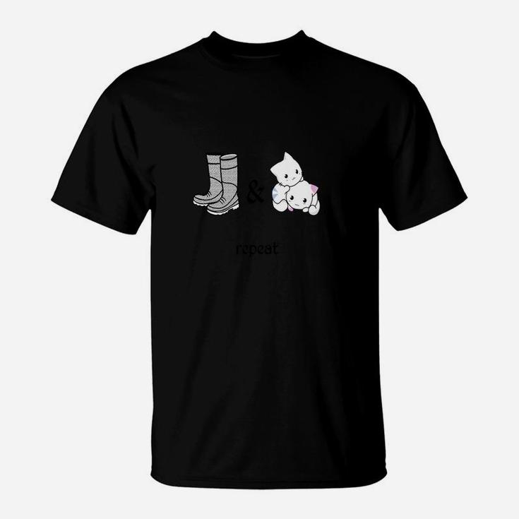 Boots And Cats Funny Beatboxing T-Shirt