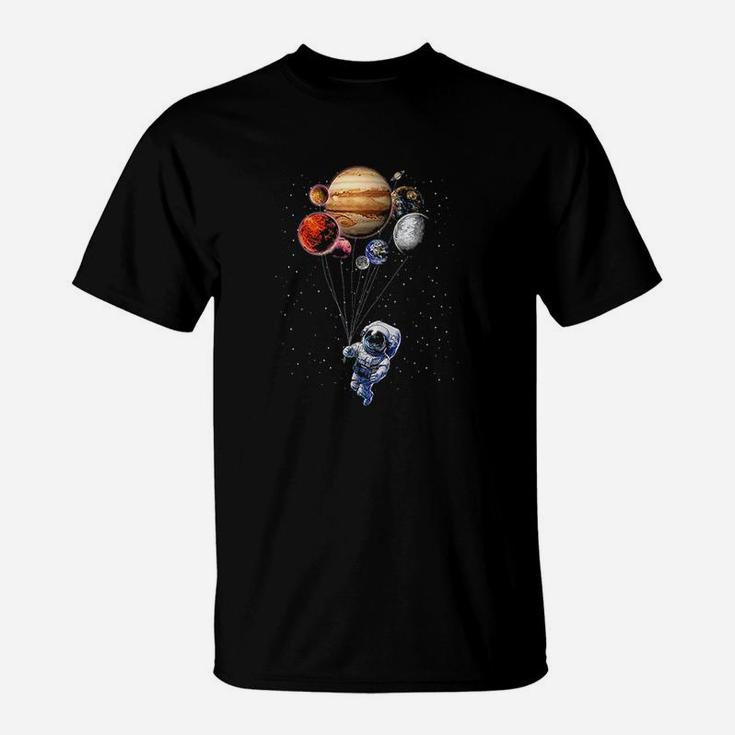 Cat As Astronaut In Space Holding Planet Balloon T-Shirt