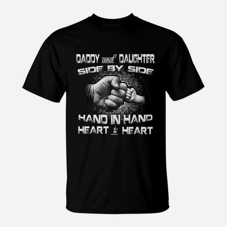Daddy Daughter Fist Bump Fathers Day Cute Family Dad Gift T-Shirt