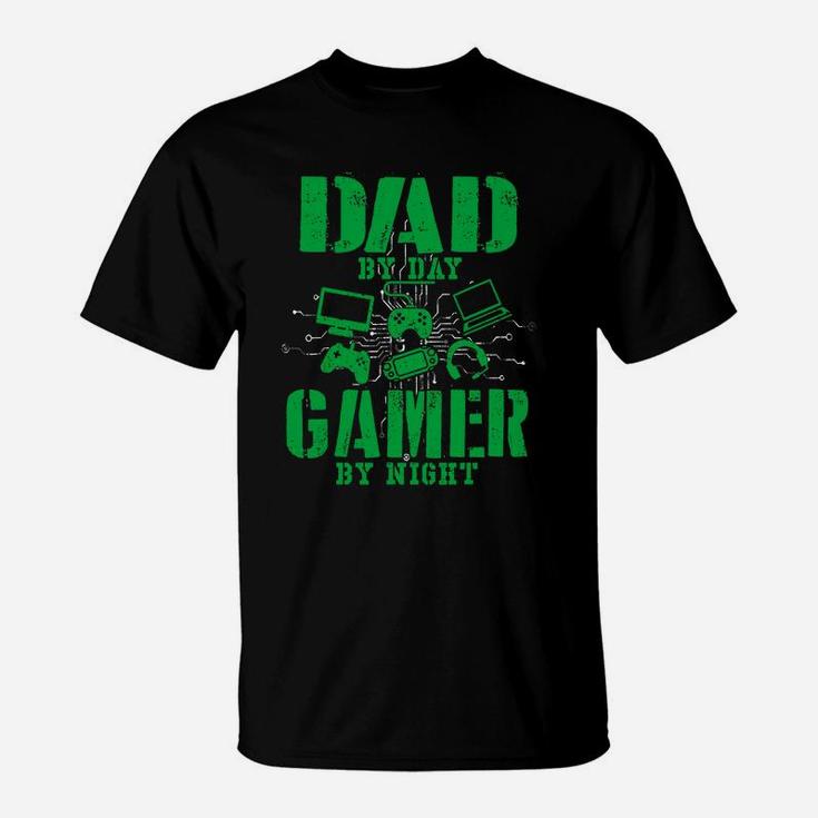 Funny Fathers Day Shirt Dad By Day Gamer By Night Video Game T-Shirt