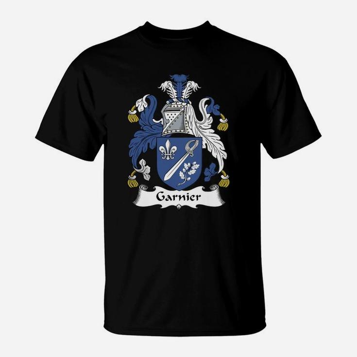 Garnier Family Crest / Coat Of Arms British Family Crests T-Shirt