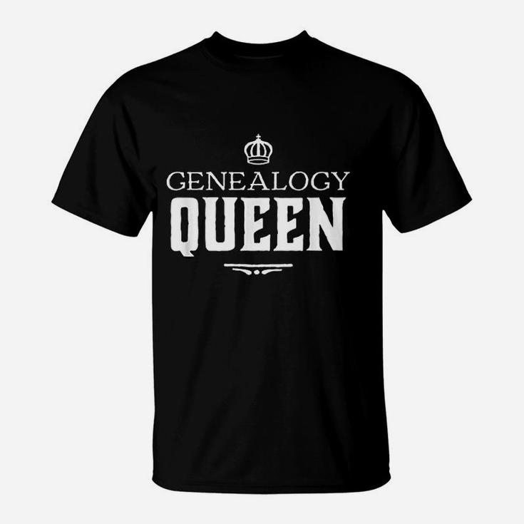 Genealogy Queen Family Genealogist Research Ancestry Dna T-Shirt