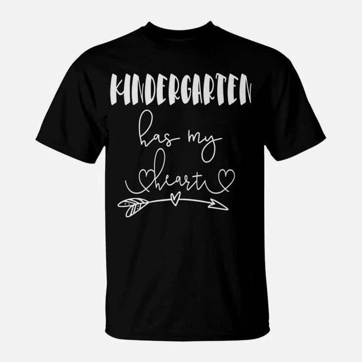 Kindergarten Has My Heart Cute Valentine Teacher T-Shirt