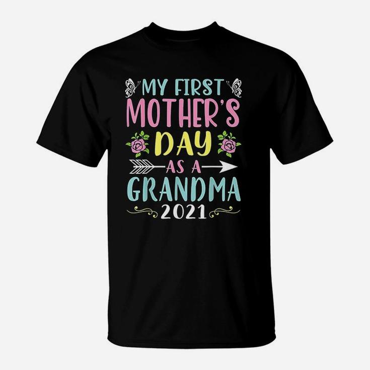 My First Mother Day As A Grandma 2022 Happy To Me You Nana T-Shirt