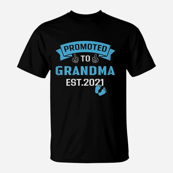 Promoted To Grandma Est 2021 First Time Grandma 2021 T-Shirt
