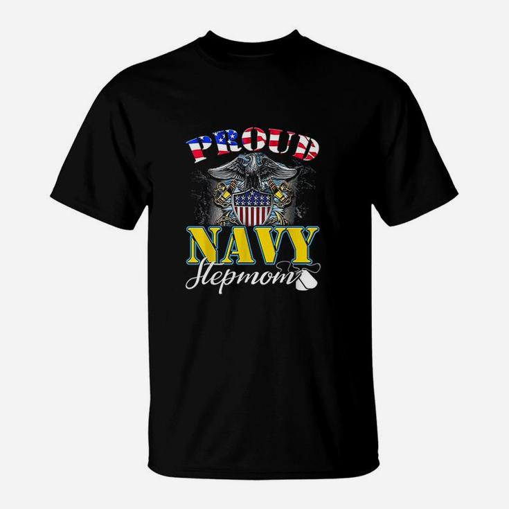 Proud Navy Stepmom With American Flag Veteran Gift T-Shirt