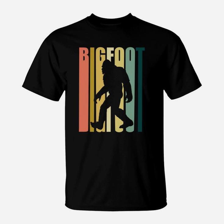Vintage Retro 1970s Style Rainbow Bigfoot Silhouette T-Shirt Vintage Retro 1970s Style Rainbow Bigfoot Silhouette T-Shirt
