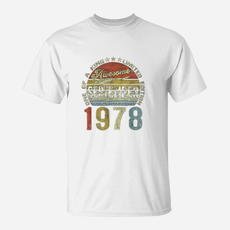 44 Years Old Gifts Vintage September 1978 44th Birthday Gift  T-Shirt