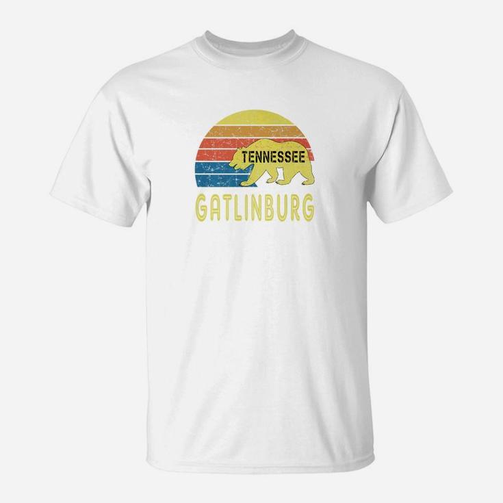 Gatlinburg Souvenir Shirt With A Vintage Style Bear Design Gatlinburg Souvenir Shirt With A Vintage Style Bear Design