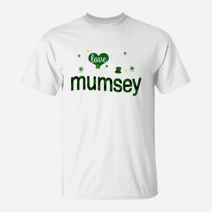 St Patricks Day Cute Shamrock I Love Being Mumsey Heart Family Gifts T-Shirt