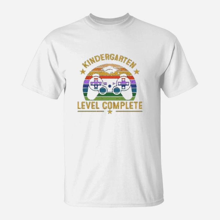 Vintage Video Gamer Kindergarten Level Complete Last Day Of School T-Shirt